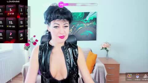 Silvia Wallec online show from 26, 10, 2025