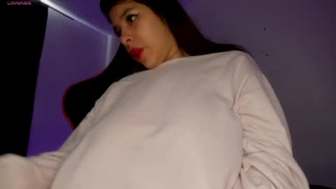 Snapshot of silviarichie_jade chatting on 6, 5, 2026 silvia online show from 6, 5, 2026