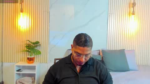 Snapshot of simeone_panda chatting on 20, 2, 2025 simeone_panda online show from 20, 2, 2025