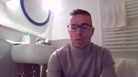 Italiandaddyitalydickassbottomassholecomshowmasturbatenudeboyitalyatleticcutemuscolarhardcockdickboy online show from 23, 2, 2026