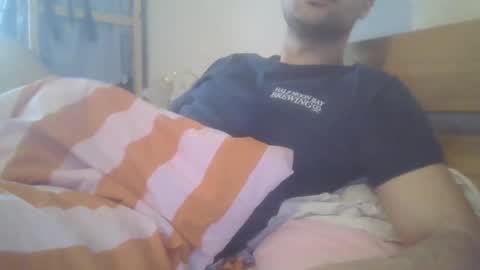 Snapshot of simml98 chatting on 8, 2, 2026 Sam online show from 8, 2, 2026
