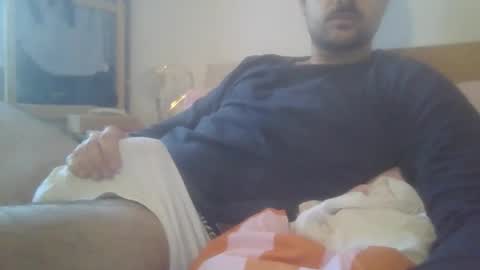 Snapshot of simml98 chatting on 10, 2, 2026 Sam online show from 10, 2, 2026
