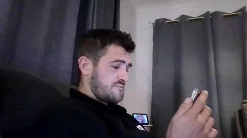 Snapshot of simomoliver chatting on 24, 11, 2025 simomoliver online show from 24, 11, 2025