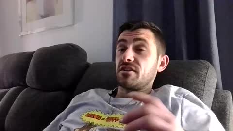 Snapshot of simomoliver chatting on 9, 1, 2026 simomoliver online show from 9, 1, 2026