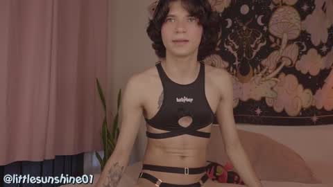 Snapshot of simon_bane01 chatting on 5, 12, 2024 Little Sunshine online show from 5, 12, 2024