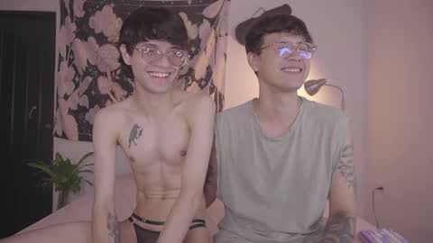 Snapshot of simon_bane01 chatting on 20, 9, 2025 Little Sunshine online show from 20, 9, 2025