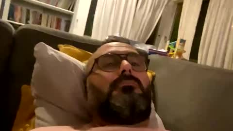 Snapshot of simon_bb chatting on 18, 9, 2025 Si online show from 18, 9, 2025