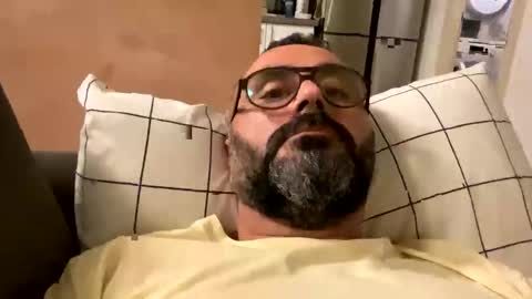 Snapshot of simon_bb chatting on 6, 11, 2025 Si online show from 6, 11, 2025