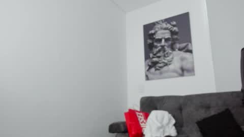 Snapshot of simon_leon01 chatting on 21, 11, 2025 simon_leon01 online show from 21, 11, 2025