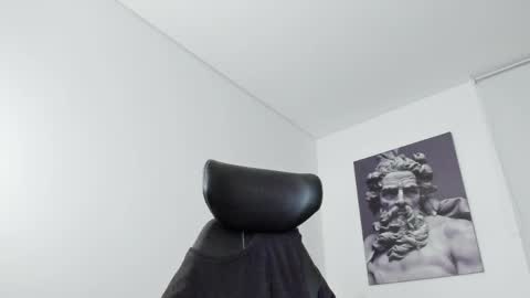 Snapshot of simon_leon01 chatting on 24, 4, 2026 simon_leon01 online show from 24, 4, 2026