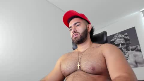 Snapshot of simon_leon01 chatting on 28, 5, 2026 simon_leon01 online show from 28, 5, 2026