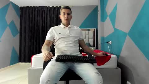 SIMON KELER online show from 30, 12, 2024