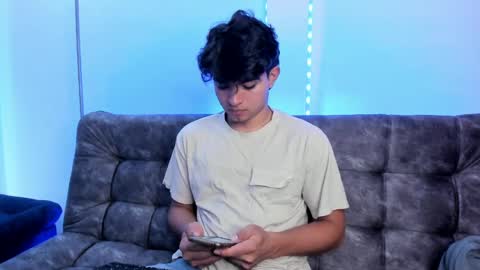 Snapshot of simonlambert__ chatting on 18, 1, 2025 Simon online show from 18, 1, 2025