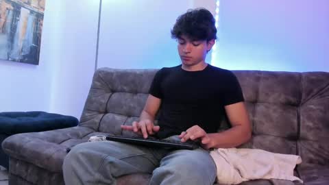 Snapshot of simonlambert__ chatting on 27, 1, 2025 Simon online show from 27, 1, 2025