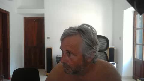 Snapshot of simonthenudist chatting on 30, 4, 2026 Simon online show from 30, 4, 2026