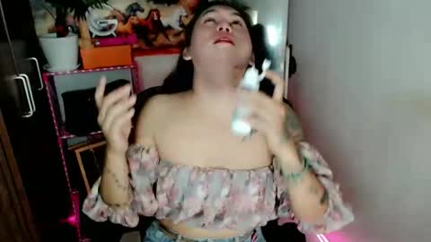 Snapshot of simplepinayx chatting on 7, 4, 2026 call me nath online show from 7, 4, 2026