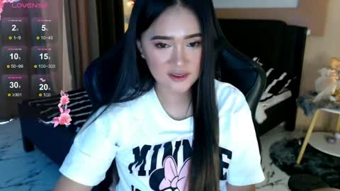 Snapshot of simplykhate chatting on 17, 5, 2026 Adrianna Fowler online show from 17, 5, 2026