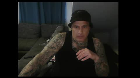 Snapshot of sinalco1975 chatting on 28, 4, 2026 sinalco1975 online show from 28, 4, 2026