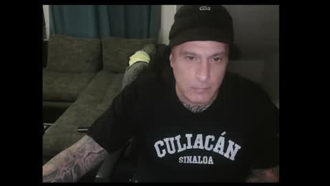 Snapshot of sinalco1975 chatting on 1, 5, 2026 sinalco1975 online show from 1, 5, 2026