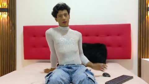 Snapshot of sinboy_ chatting on 12, 6, 2026 online show from 12, 6, 2026