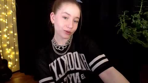 Sindi online show from 12, 9, 2025