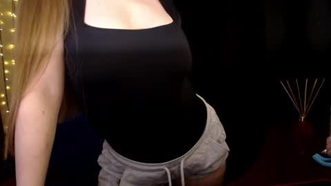 Snapshot of sindiwatsoon chatting on 22, 4, 2026 Sindi online show from 22, 4, 2026