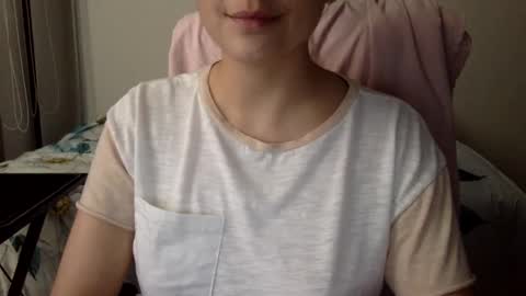 Snapshot of sindrastone chatting on 11, 12, 2024 Sindra online show from 11, 12, 2024