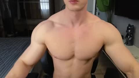 Snapshot of sinffuly chatting on 3, 6, 2026 Richard online show from 3, 6, 2026