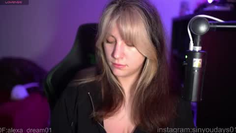 Snapshot of sinforyou_ chatting on 1, 4, 2026 wwoooooooooooof online show from 1, 4, 2026