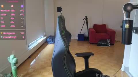 Snapshot of sinforyou_ chatting on 15, 4, 2026 wwoooooooooooof online show from 15, 4, 2026