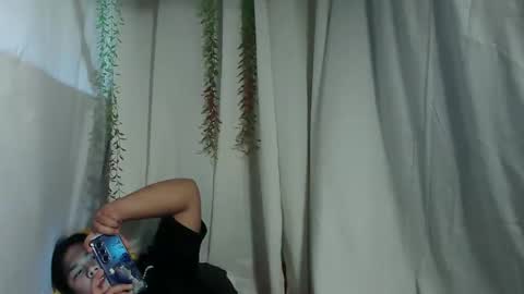 Snapshot of singleheart05 chatting on 9, 3, 2026 singleheart05 online show from 9, 3, 2026