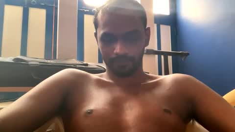 Snapshot of singletamilblackboy chatting on 21, 2, 2025 singletamilblackboy online show from 21, 2, 2025