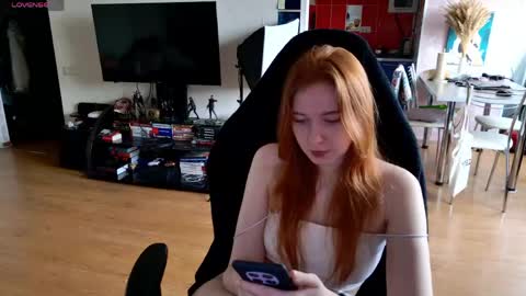 Snapshot of sinnerscorner chatting on 5, 6, 2026 Alya and Mr. Sinner online show from 5, 6, 2026