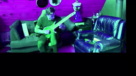 Snapshot of siphonophorstrings chatting on 3, 11, 2025 Dustbunnyfoofoo online show from 3, 11, 2025