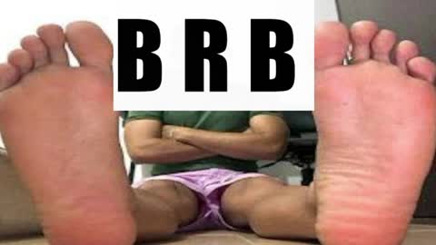 Snapshot of sir_kev66 chatting on 8, 4, 2026 only foot worshipers here online show from 8, 4, 2026