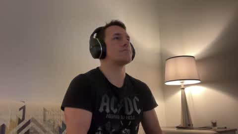 Snapshot of sirbubblesworth chatting on 10, 3, 2025 sirbubblesworth online show from 10, 3, 2025