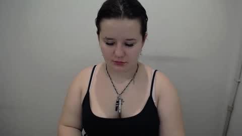 Mina online show from 28, 10, 2025