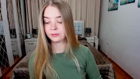 SirenaBloom online show from 19, 3, 2026