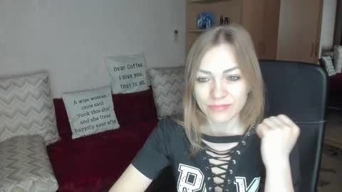Snapshot of sirenasilk chatting on 14, 1, 2026 sirenasilk online show from 14, 1, 2026