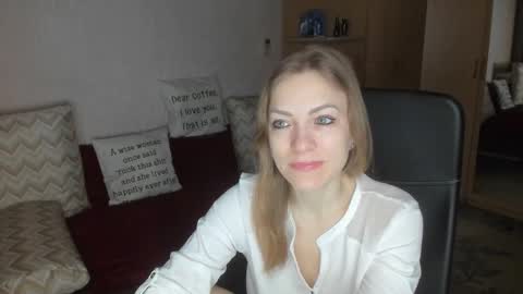 Snapshot of sirenasilk chatting on 19, 1, 2026 sirenasilk online show from 19, 1, 2026