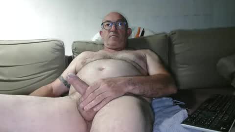 Snapshot of sirhc4 chatting on 28, 5, 2026 sirhc4 online show from 28, 5, 2026