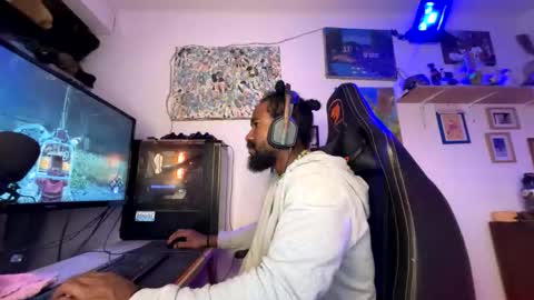 siriss_boyrag online show from 8, 3, 2026