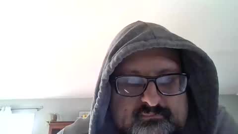 Snapshot of sirmike80 chatting on 9, 4, 2026 SirMike80 online show from 9, 4, 2026