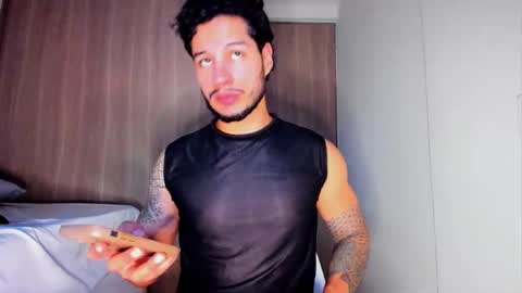 Snapshot of sirs_papi chatting on 5, 4, 2026 Call me papi online show from 5, 4, 2026