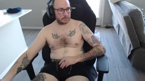 Sir Scotty online show from 1, 2, 2025