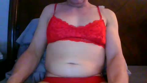 wants to suck cock online show from 8, 6, 2026