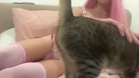 Snapshot of sissydoll_bella chatting on 21, 9, 2025 SissyDollBella online show from 21, 9, 2025