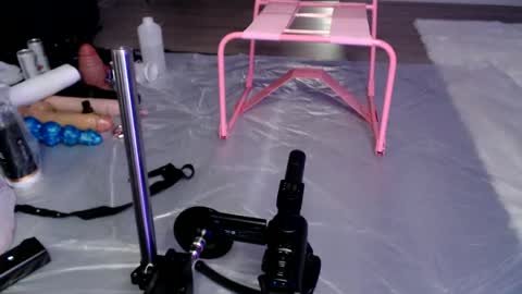 Snapshot of sissygoonerslut chatting on 20, 10, 2025 Sissy Gooner online show from 20, 10, 2025