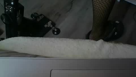 Snapshot of sissymia1234 chatting on 17, 12, 2025 sissymia1234 online show from 17, 12, 2025