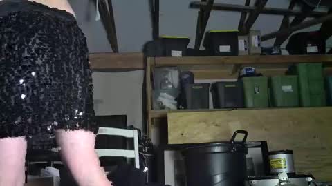 Snapshot of sissymiles chatting on 23, 12, 2025 SissyMiles online show from 23, 12, 2025